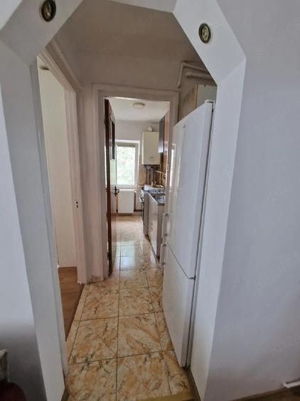 Apartament cu 2 camere semidecomandat în Micro 9