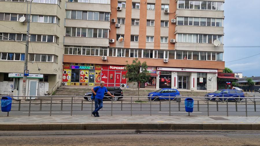 Spațiu comercial, de 200 mp, în Colentina
