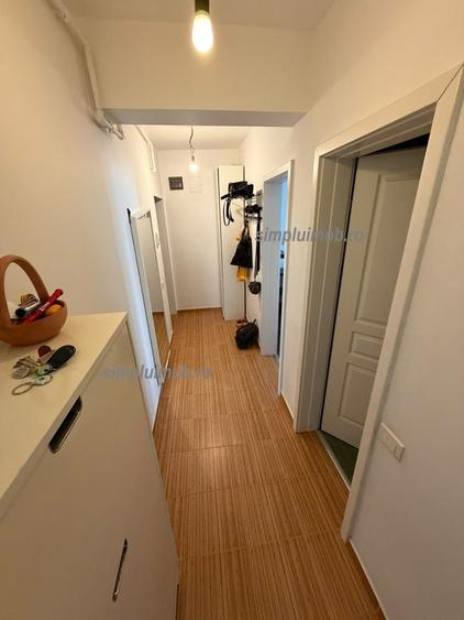 Apartament cu 2 camere decomandat, mobilat în Berceni