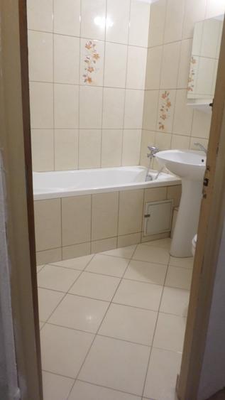 Apartament cu 4 camere decomandat în 13 Septembrie