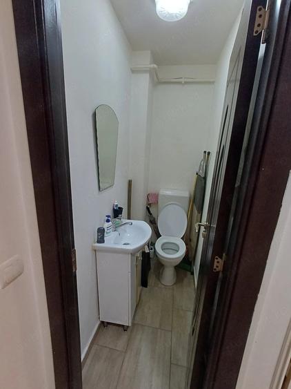 Apartament cu 2 camere decomandat în Olteniței