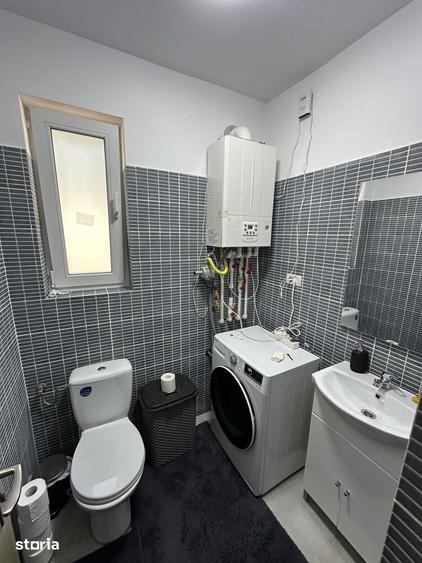 Casă cu 4 camere cu Teren 340 Mp în Central