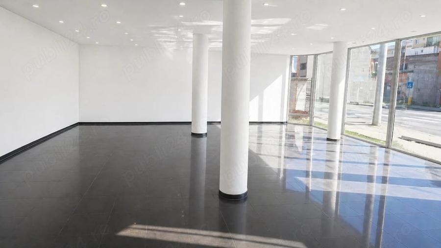 Spațiu comercial, de 127 mp, în Exterior Vest