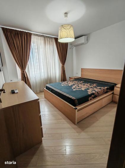 Apartament cu 4 camere decomandat în Colentina