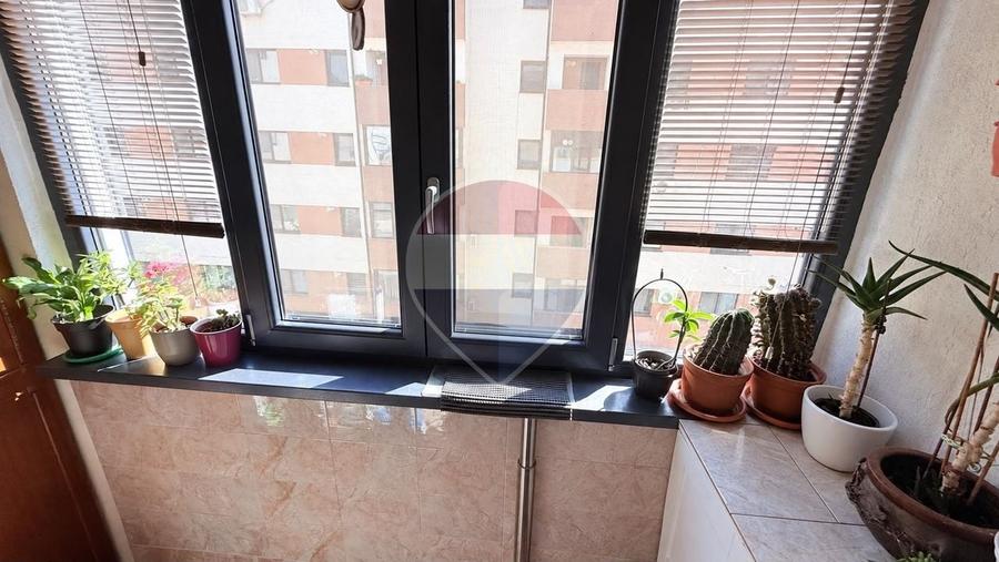 Apartament cu 3 camere decomandat în Militari