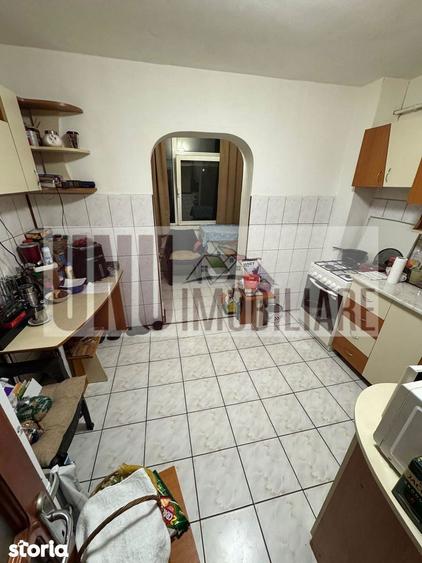 Etaj 2 Ap 3 Camere 2 Bai Decomandat 77mp zona Nicolina - 1