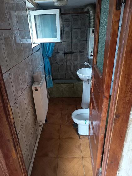 Casă cu 2 camere în Central