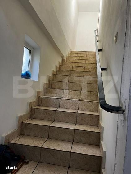 Casă cu 4 camere în Vânători
