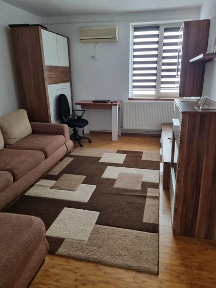 Apartament cu 2 camere decomandat în Ultracentral