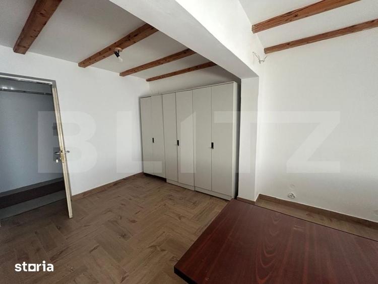 Spațiu comercial, de 1,500 mp, în Central