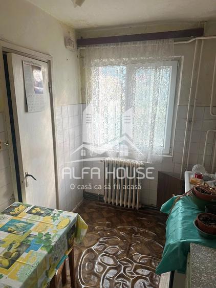 Apartament cu 2 camere semidecomandat în Govândari