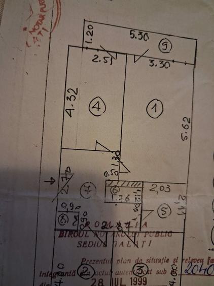 Apartament cu 3 camere decomandat în Mazepa 2