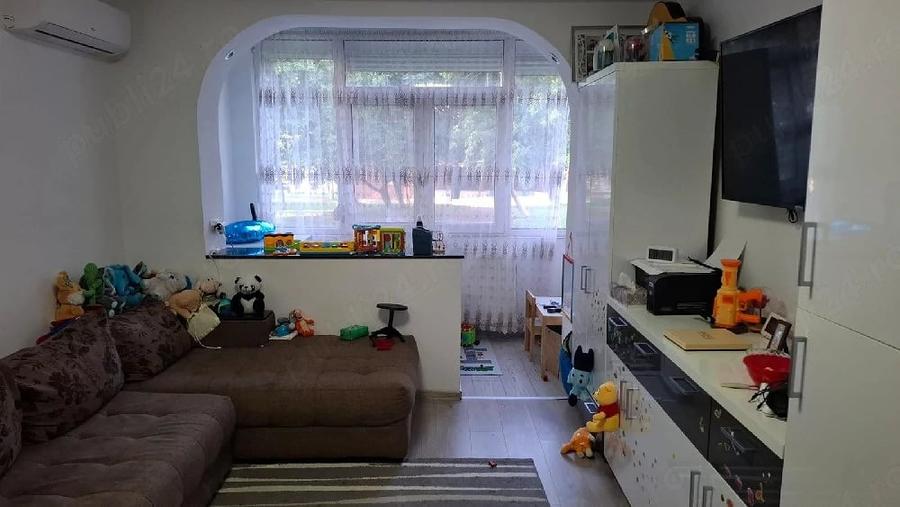Apartament cu 2 camere semidecomandat în Central