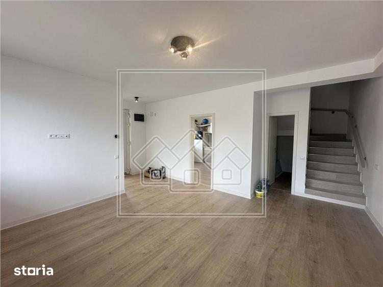 Casă cu 4 camere cu Teren 145 Mp în Tineretului