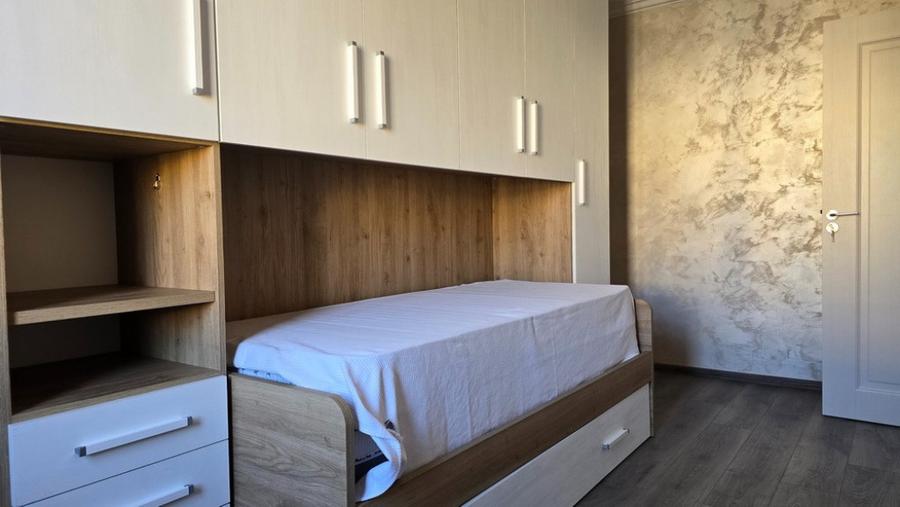 Apartament cu 3 camere nedecomandat în Ultracentral