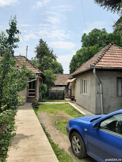 Casă cu Teren 2500 Mp în Văleni
