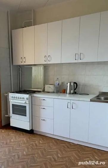 Garsonieră decomandată în Torontalului