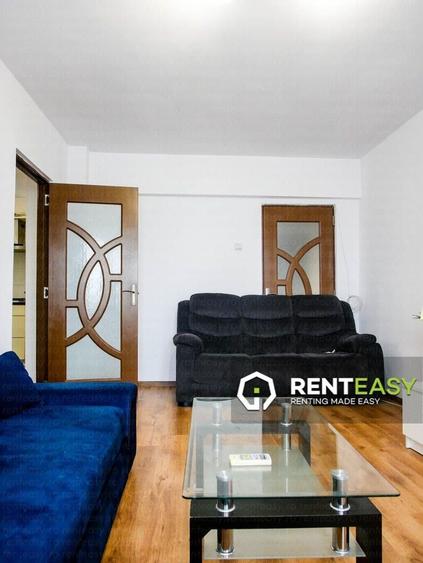 Apartament cu 3 camere semidecomandat în Piața Unirii