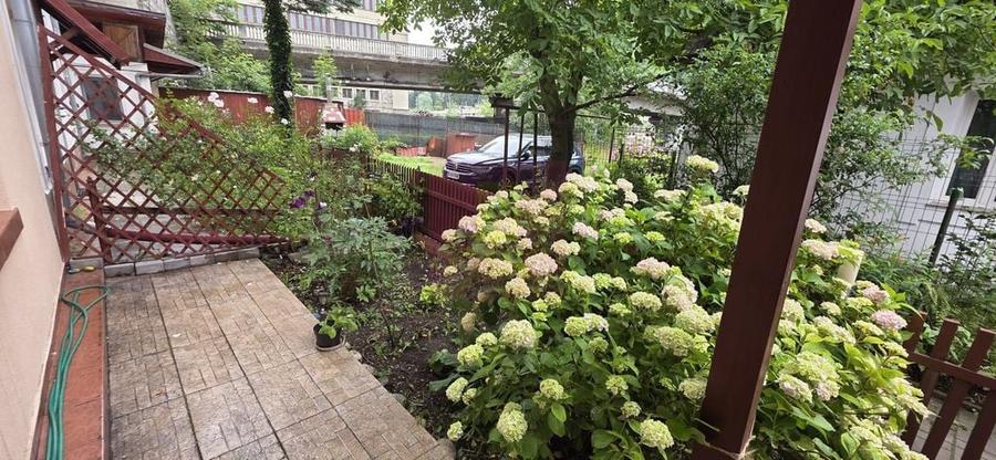 Apartament 2 camere de vanzare in Sinaia - 1