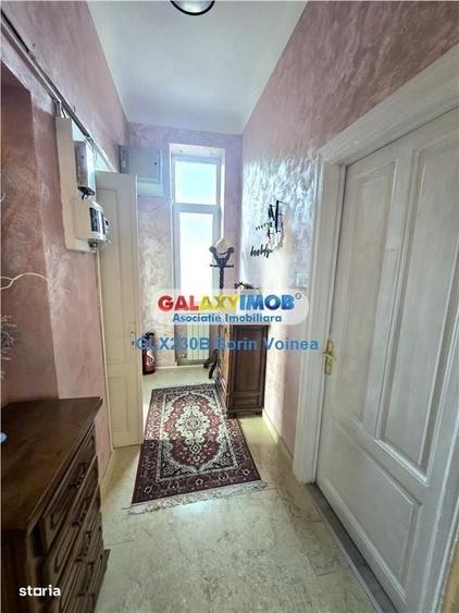 Apartament cu 4 camere în Unirii