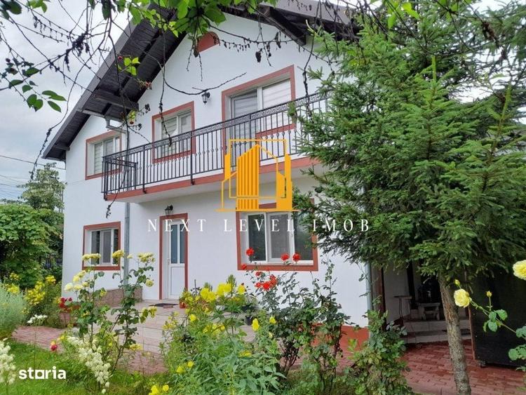 Casă cu 4 camere cu Teren 1000 Mp în Central