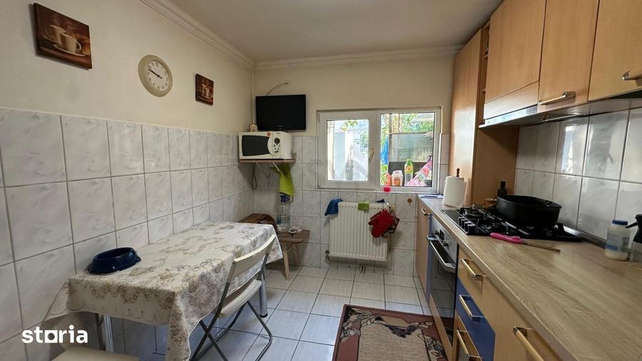 Casă cu 3 camere cu Teren 220 Mp în Chitila