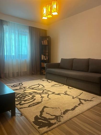 Apartament cu 2 camere decomandat, mobilat în Crângași