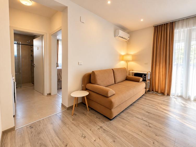Apartament cu 2 camere semidecomandat în Giroc