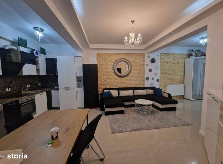 Apartament cu 2 camere decomandat în Central