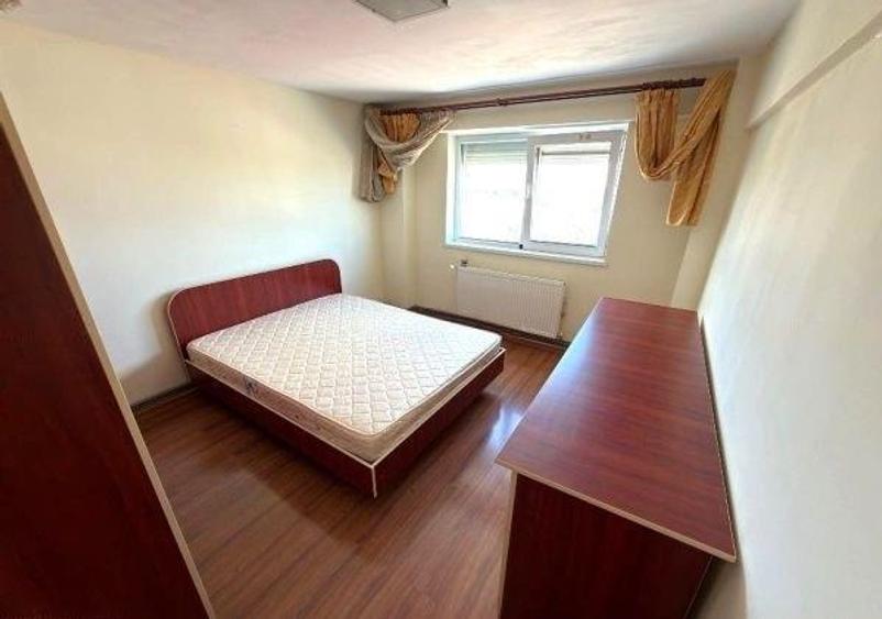 Apartament cu 3 camere decomandat, mobilat în Călărași