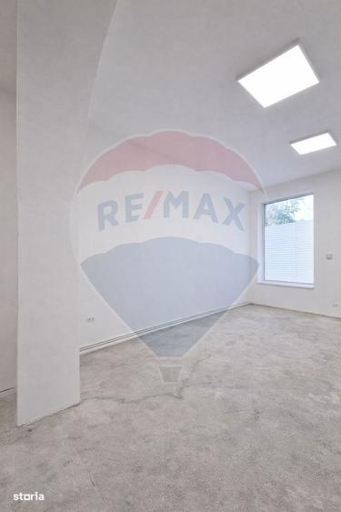 Spațiu comercial, de 37.2 mp, în Eroii Revoluției