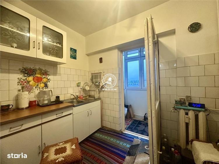 Apartament cu 3 camere decomandat în Ultracentral