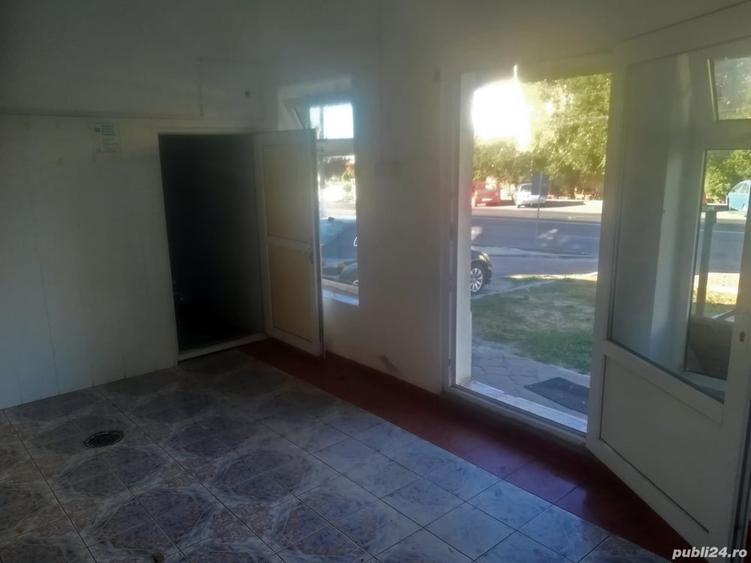 Spațiu comercial, de 40 mp, în Central