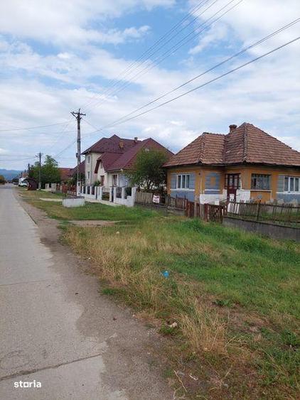Teren de 2476 mp, în Recea
