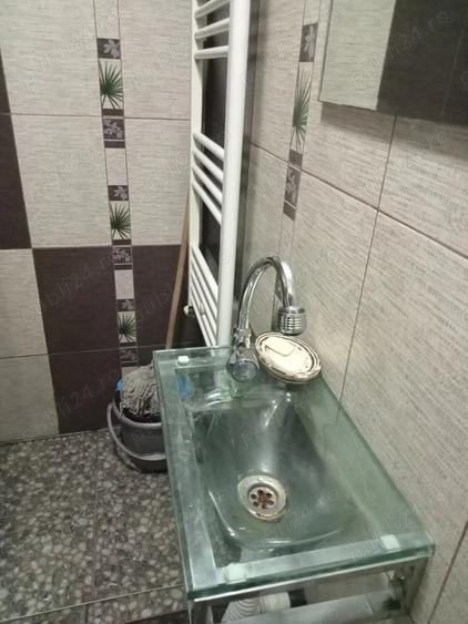 Garsonieră decomandată în Gării