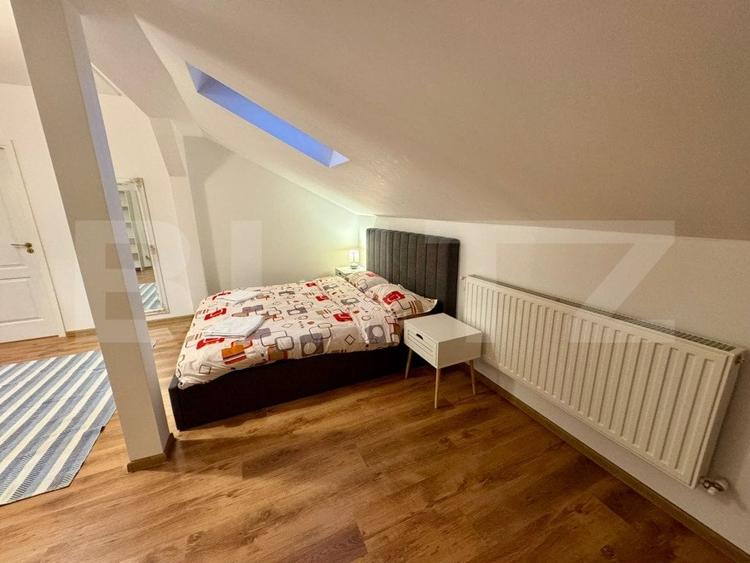 Apartament cu 3 camere decomandat, mobilat în Cârcea