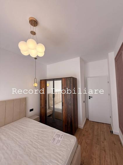 Apartament cu 2 camere semidecomandat în Florești