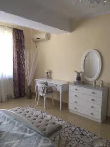 Apartament cu 3 camere decomandat în Dorobanți