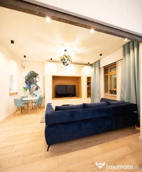 Apartament cu 3 camere semidecomandat în Semicentral