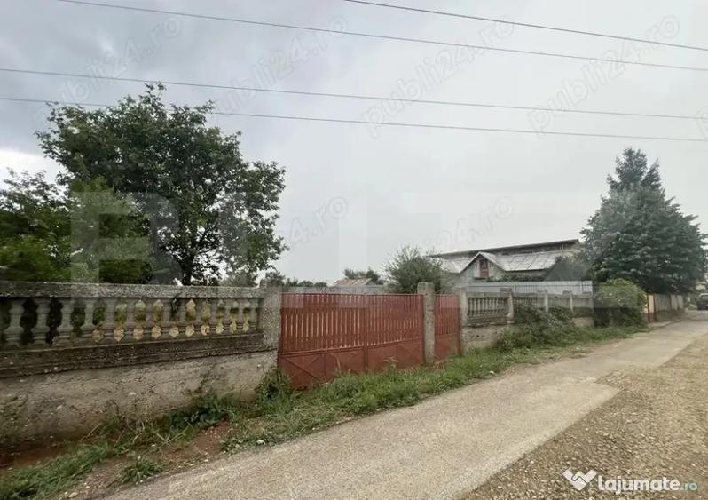 Teren intravilan, de vanzare, toate utilitatile, 1027 mp, zo - 2