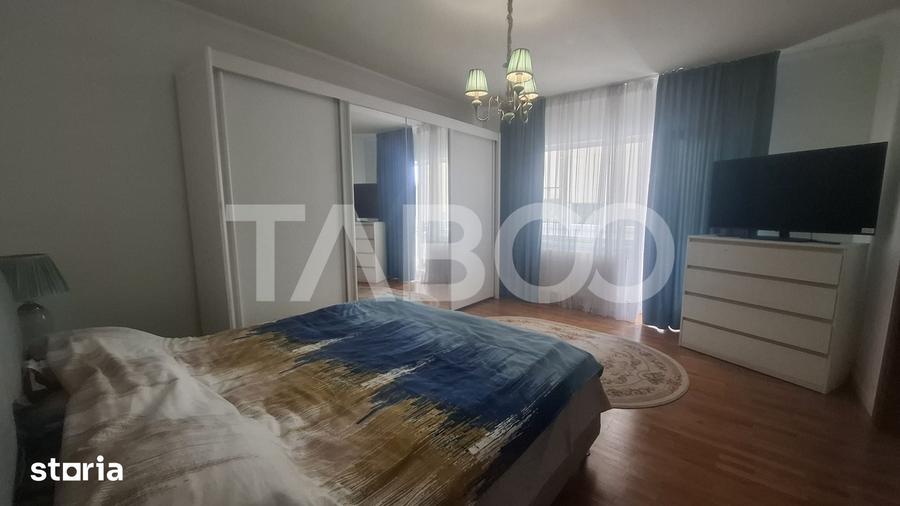 Apartament cu 4 camere decomandat în Central