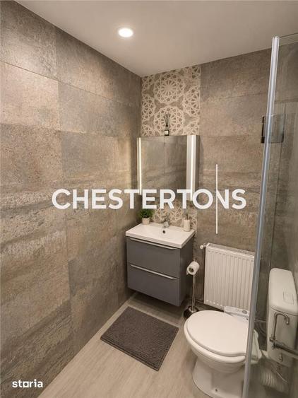 Apartament cu 4 camere semidecomandat în Berceni