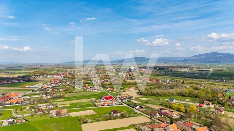 Teren Construcții intravilan de 1000 mp, în Lunca Calnicului