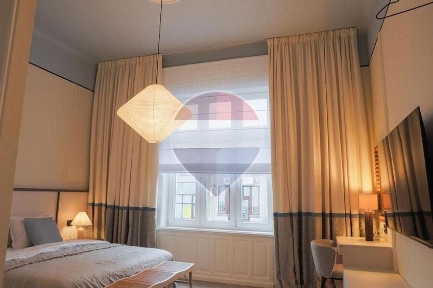 Apartament cu 3 camere decomandat, mobilat în Central