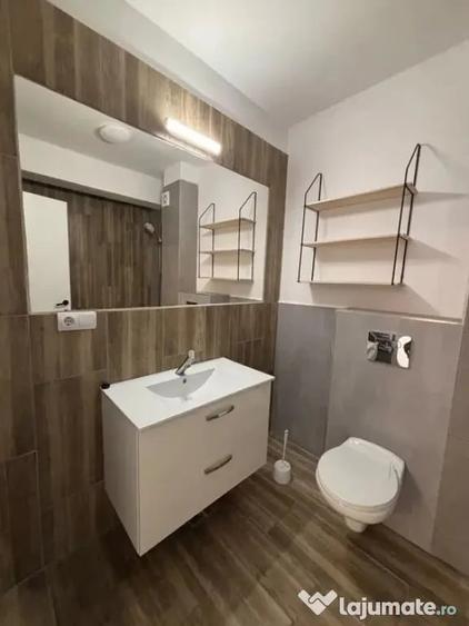 Apartament cu 2 camere decomandat în Florești