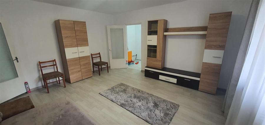 Apartament de inchiriat 2 camere Cetate cu loc parcare!! - 1