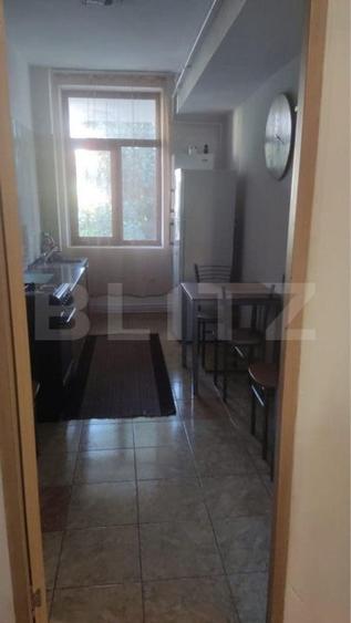 Apartament cu 2 camere decomandat, mobilat în Nicolina