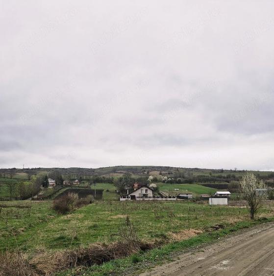 Teren de 3350 mp, în Central