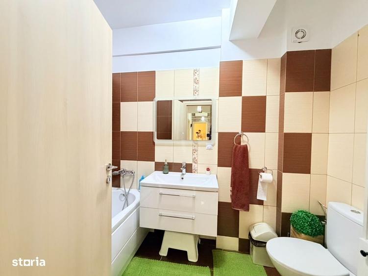 Apartament cu 3 camere decomandat, 77 mp, Etaj 1 + Parcare privata - 12
