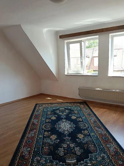 Casă cu 2 camere cu Teren 360 Mp în Central